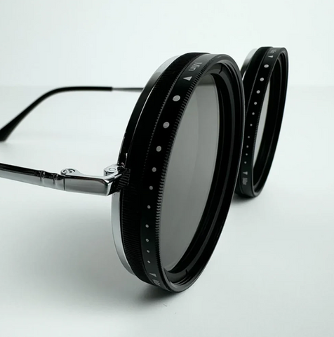 Lunettes Solaires à Teinte Réglable – Élégance et Protection Instantanée